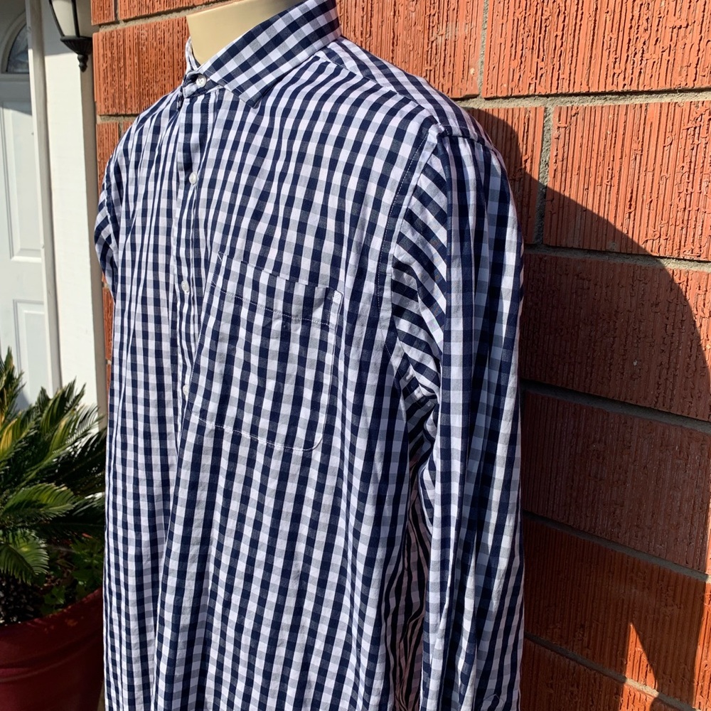 Tommy Hilfiger dress shirt - Picture 4 of 5
